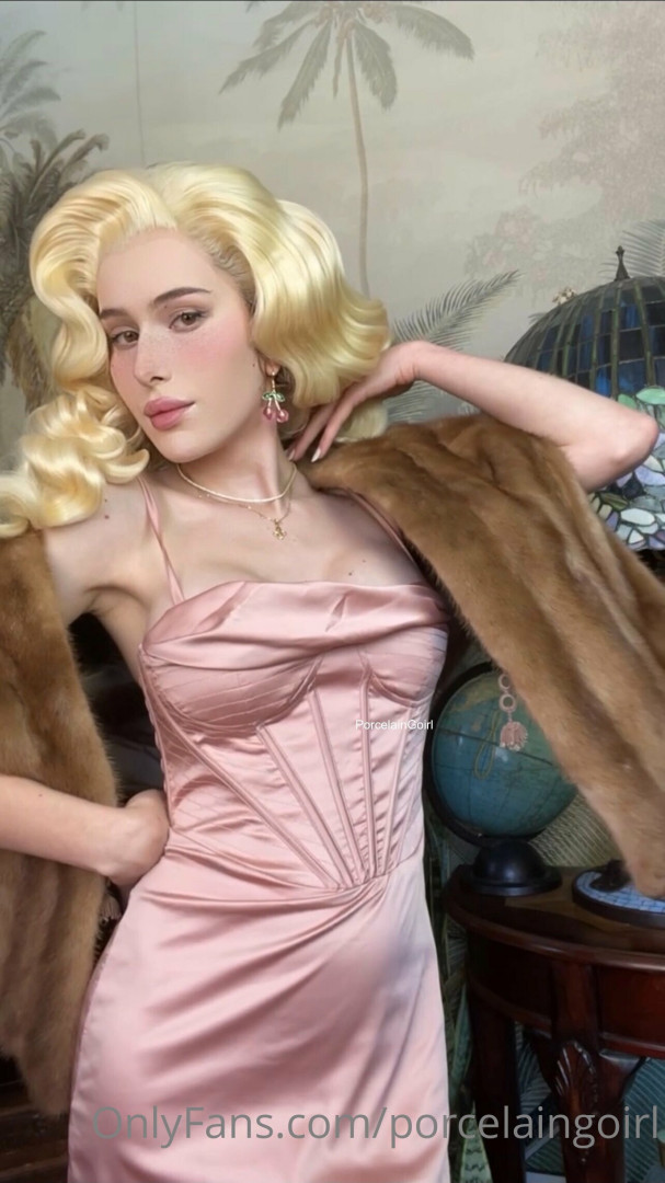 Photo by porcelaingoirl published on July 28,2023 19:12:14 - BestThots