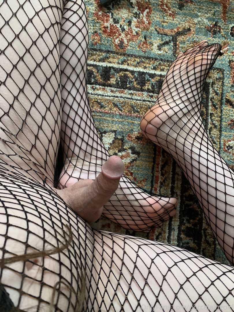 Photo by porcelaingoirl published on July 28,2023 19:18:31 - BestThots