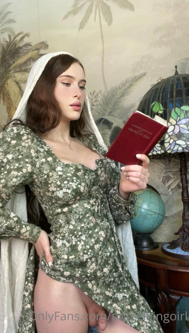 Photo by porcelaingoirl published on July 28,2023 19:32:14 - BestThots