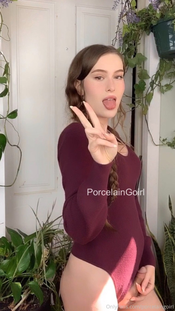 Photo by porcelaingoirl published on July 28,2023 19:38:01 - BestThots