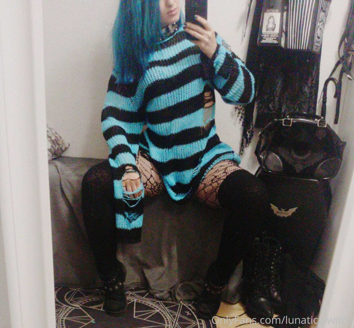 Photo by lunaticalwitch published on October 14,2023 00:50:40 - BestThots