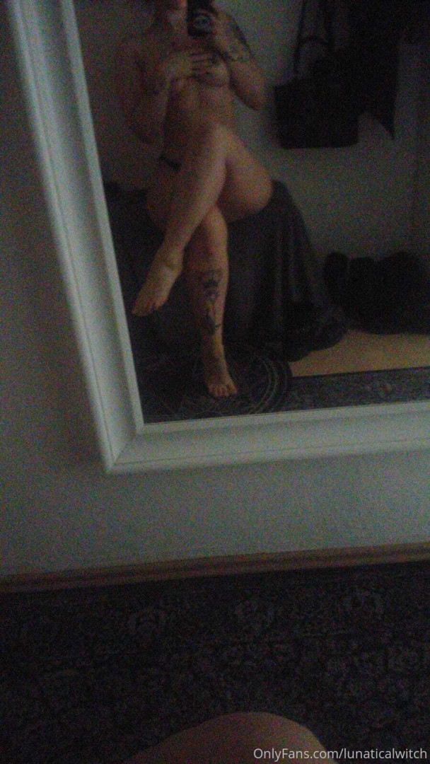 Photo by lunaticalwitch published on October 14,2023 07:41:30 - BestThots