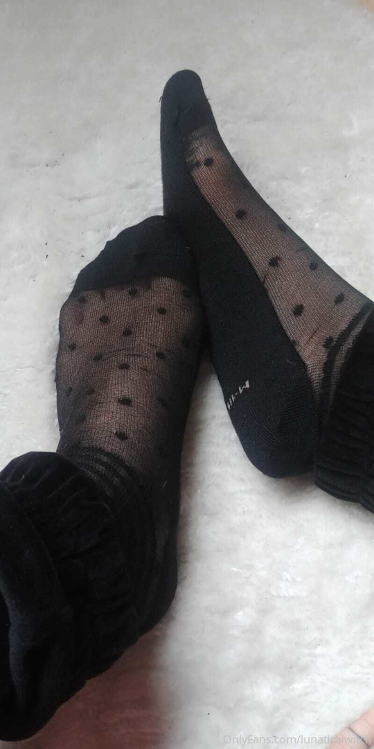 Photo by lunaticalwitch published on October 14,2023 07:54:46 - BestThots