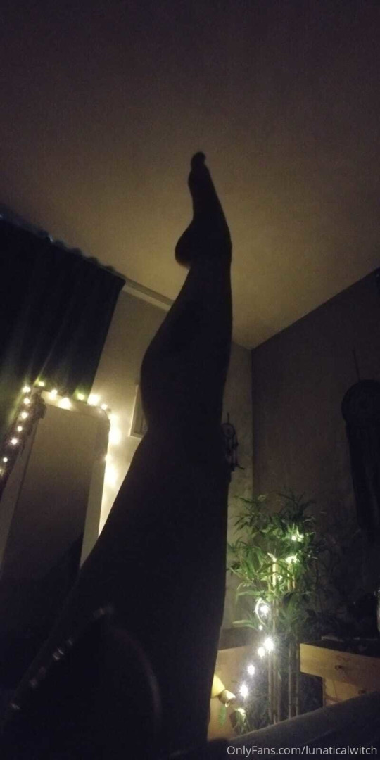 Photo by lunaticalwitch published on October 14,2023 14:18:28 - BestThots