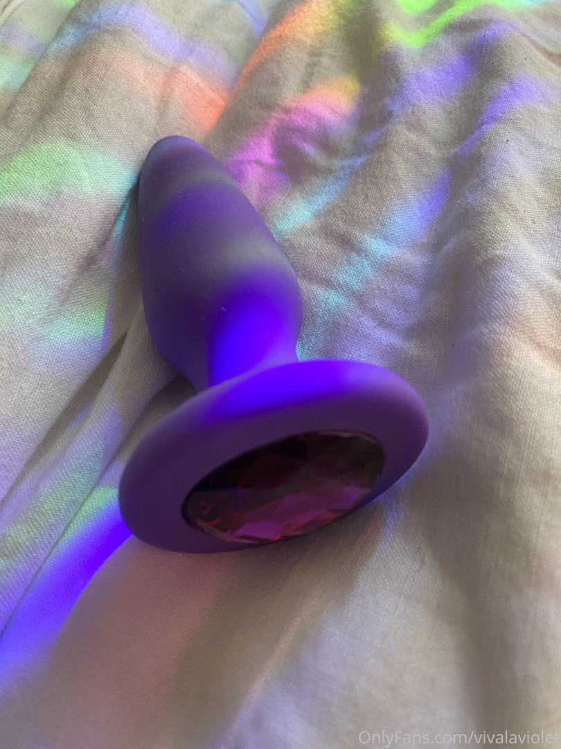 Photo by missvioletstarr published on June 15,2023 18:03:27 - BestThots