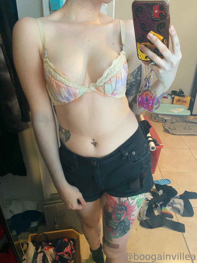 Photo by boogainvillea published on July 18,2023 15:34:18 - BestThots