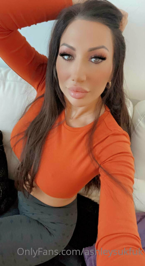 Photo by ashleysukfuk published on November 24,2023 10:30:24 - BestThots