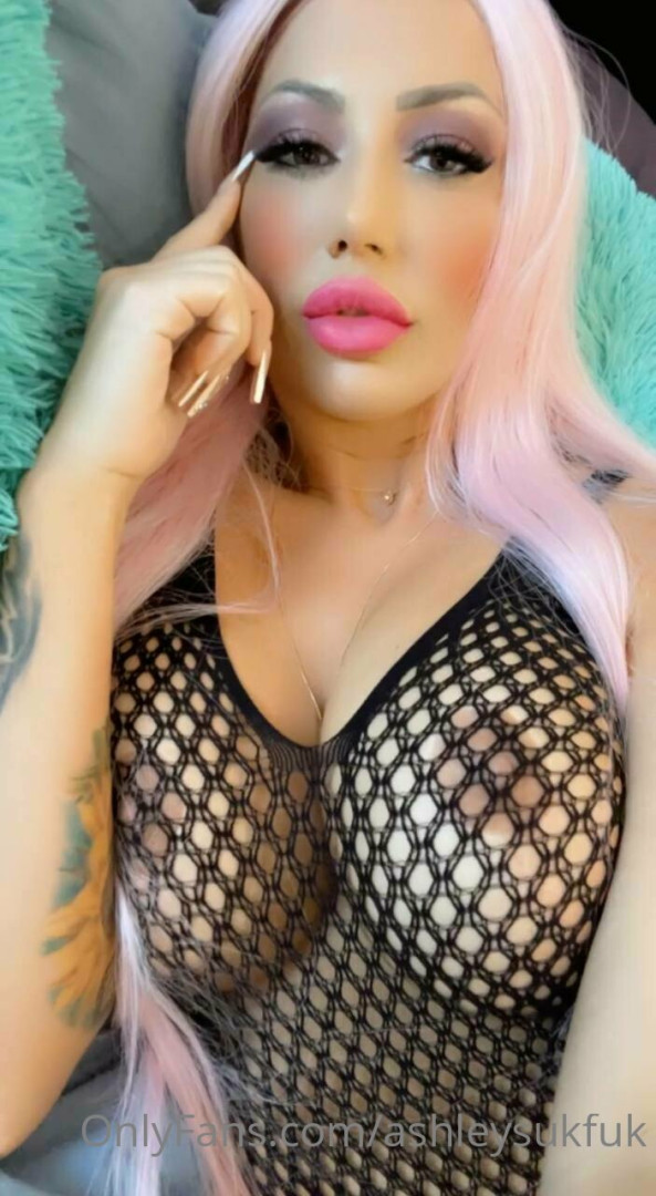 Photo by ashleysukfuk published on November 24,2023 10:30:53 - BestThots