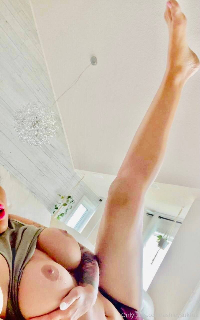 Photo by ashleysukfuk published on November 24,2023 10:36:48 - BestThots