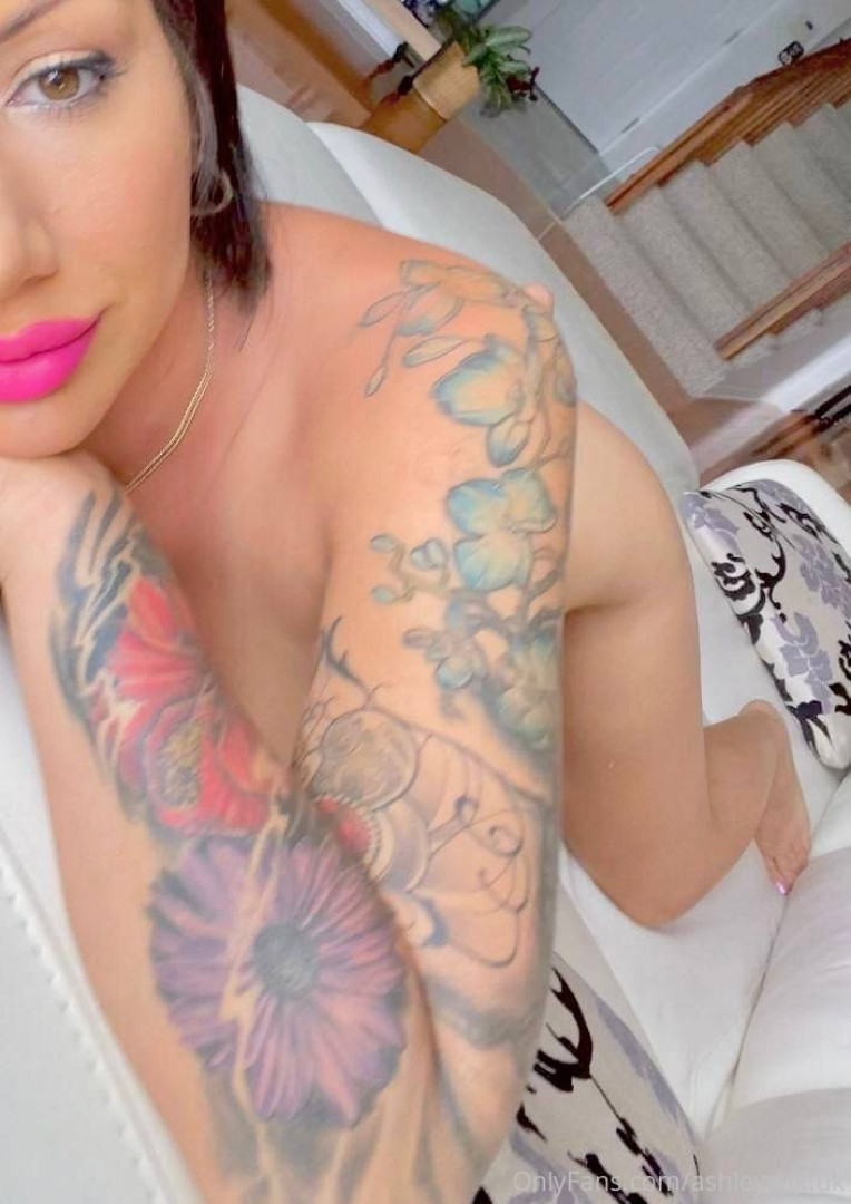 Photo by ashleysukfuk published on November 24,2023 10:39:15 - BestThots