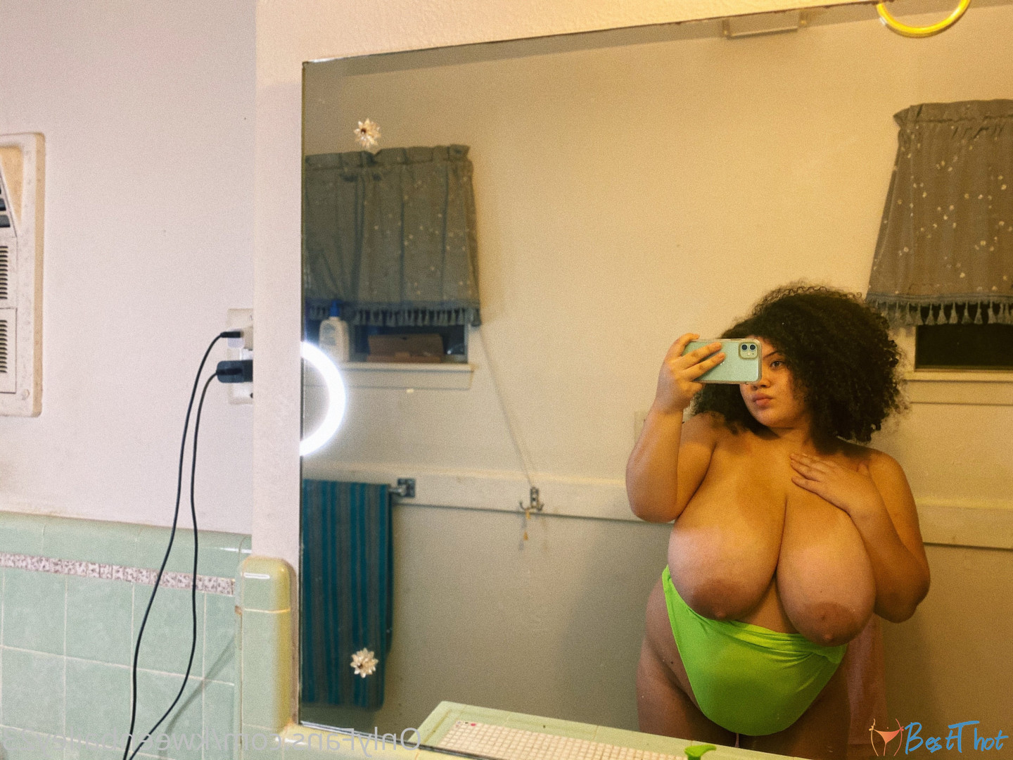 Photo by kweenbailey23 published on December 14,2024 04:06:07 - BestThots