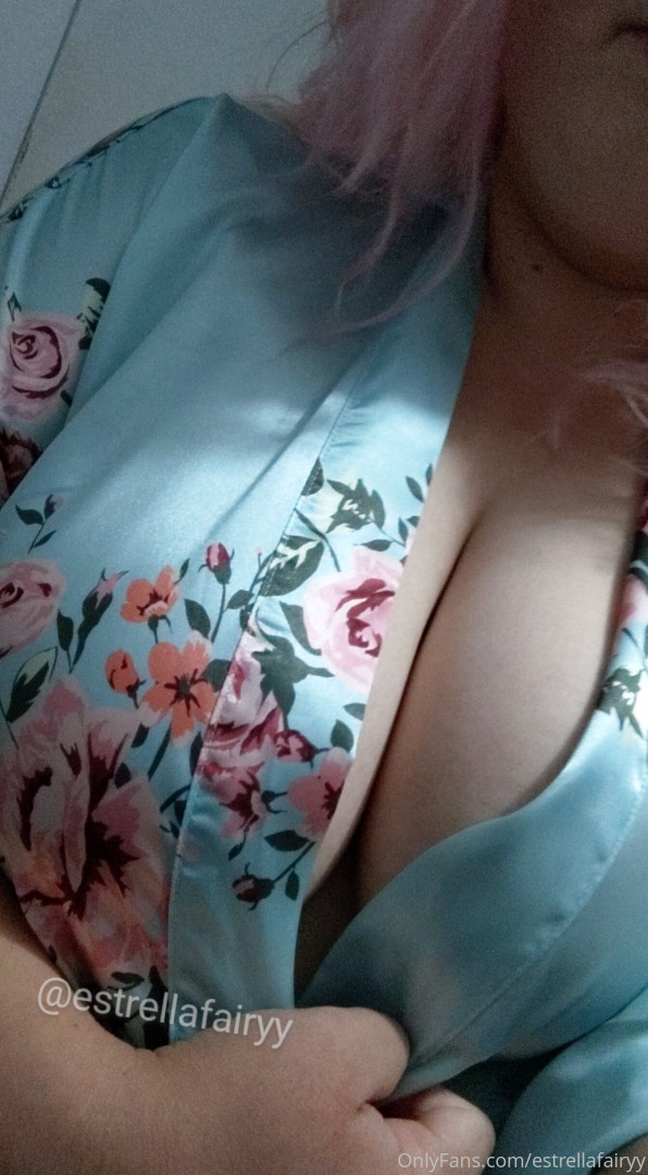Photo by fatdreamwaifu published on October 16,2023 18:41:10 - BestThots