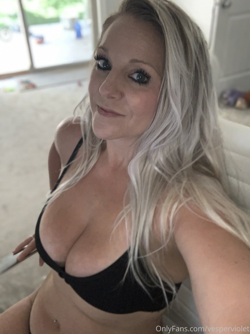 Photo by vesperviolet published on October 16,2023 16:18:39 - BestThots