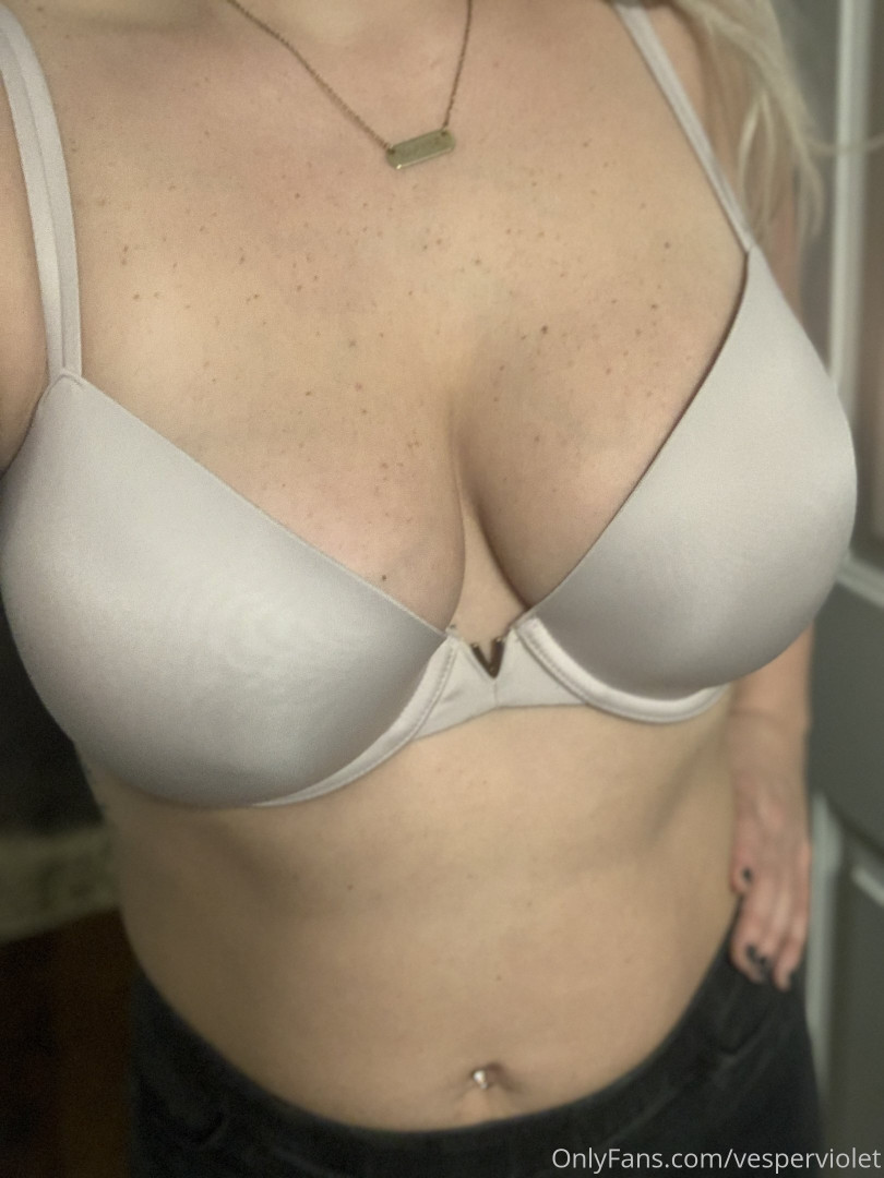 Photo by vesperviolet published on October 16,2023 16:32:27 - BestThots