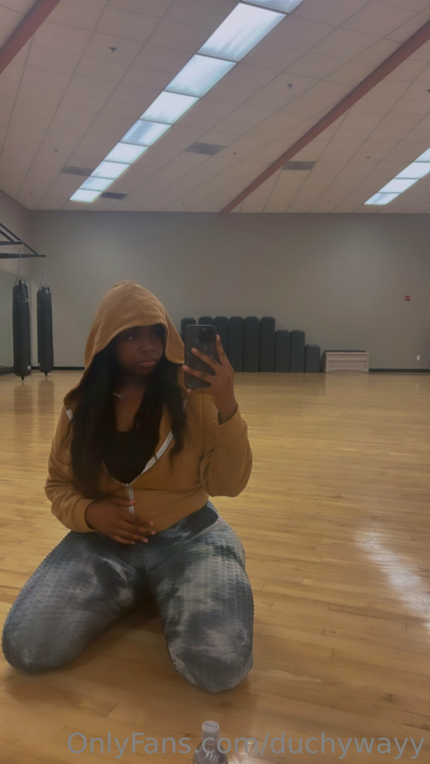 Photo by duchywayy published on June 10,2023 04:55:08 - BestThots