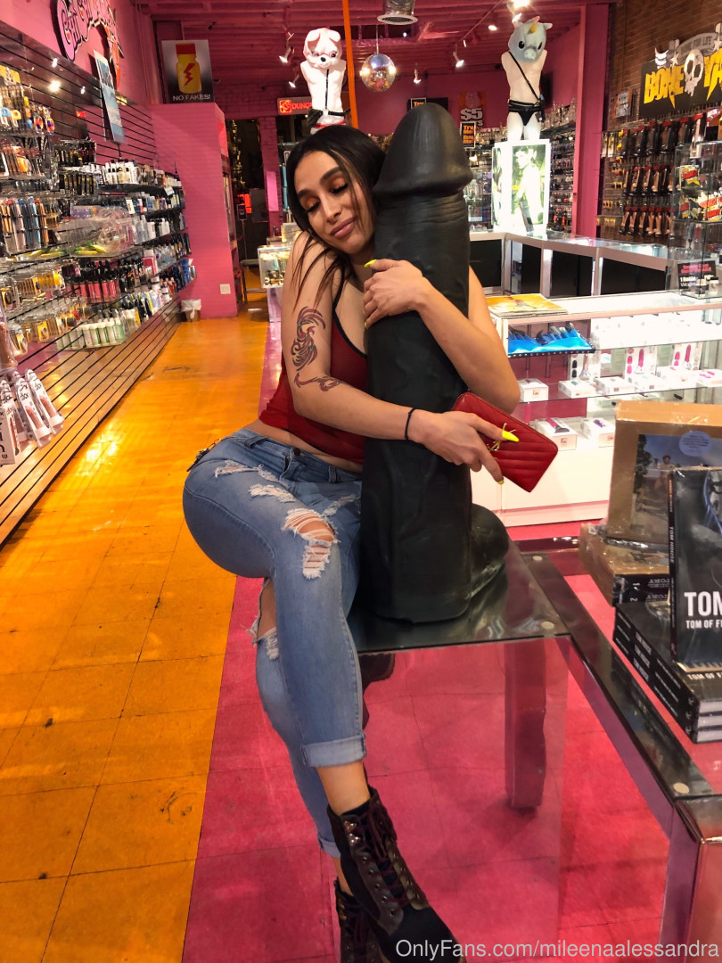 Photo by mileenaalessandra published on June 7,2023 10:55:56 - BestThots