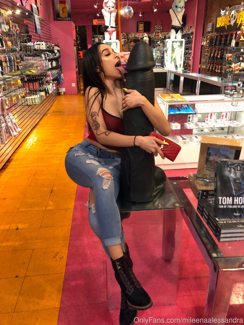 Photo by mileenaalessandra published on June 7,2023 10:57:46 - BestThots