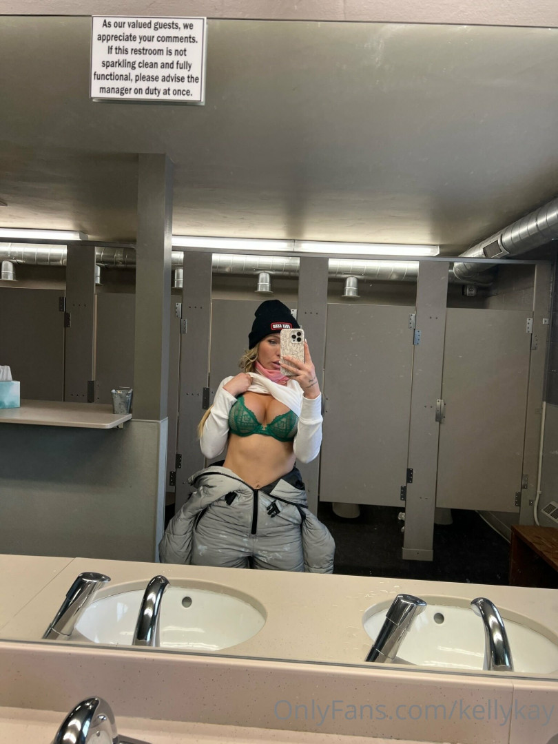 Photo by kellykay published on August 30,2023 09:10:34 - BestThots