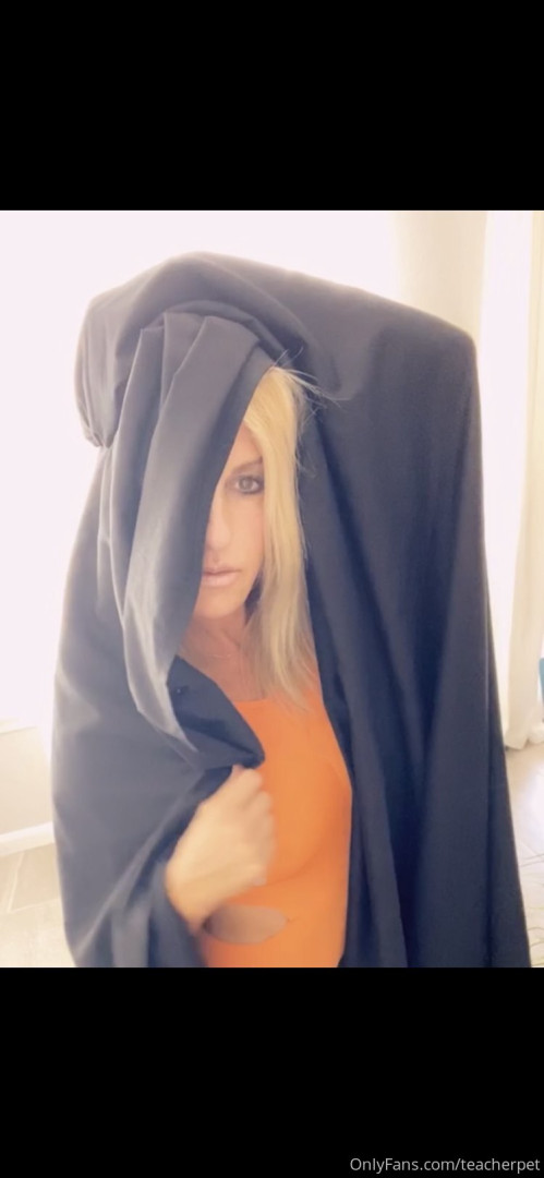 Photo by teacherpet published on May 17,2023 08:31:56 - BestThots