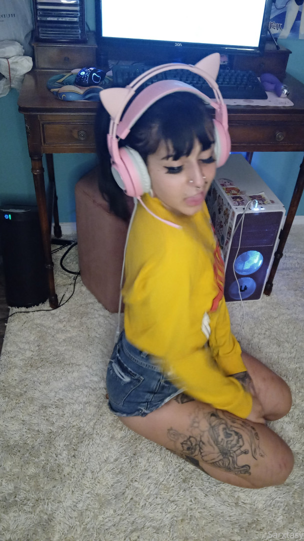 Photo by sarxtasy published on October 11,2023 04:22:57 - BestThots