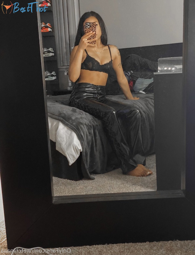 Photo by wetchinaaa published on December 17,2024 20:05:36 - BestThots