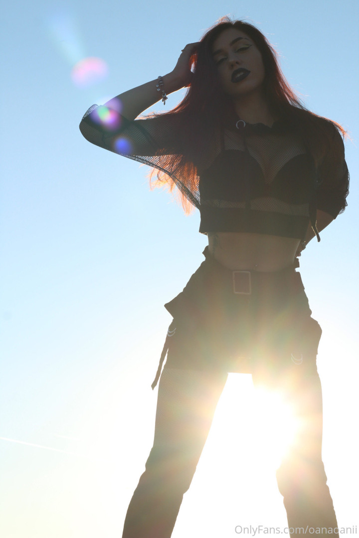 Photo by oanaoanii published on May 19,2023 23:36:34 - BestThots