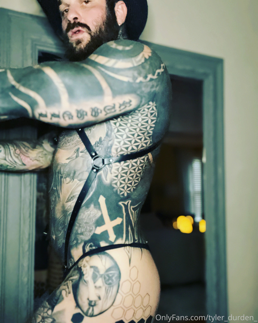 Photo by tattoosaredumb published on June 12,2023 16:08:28 - BestThots