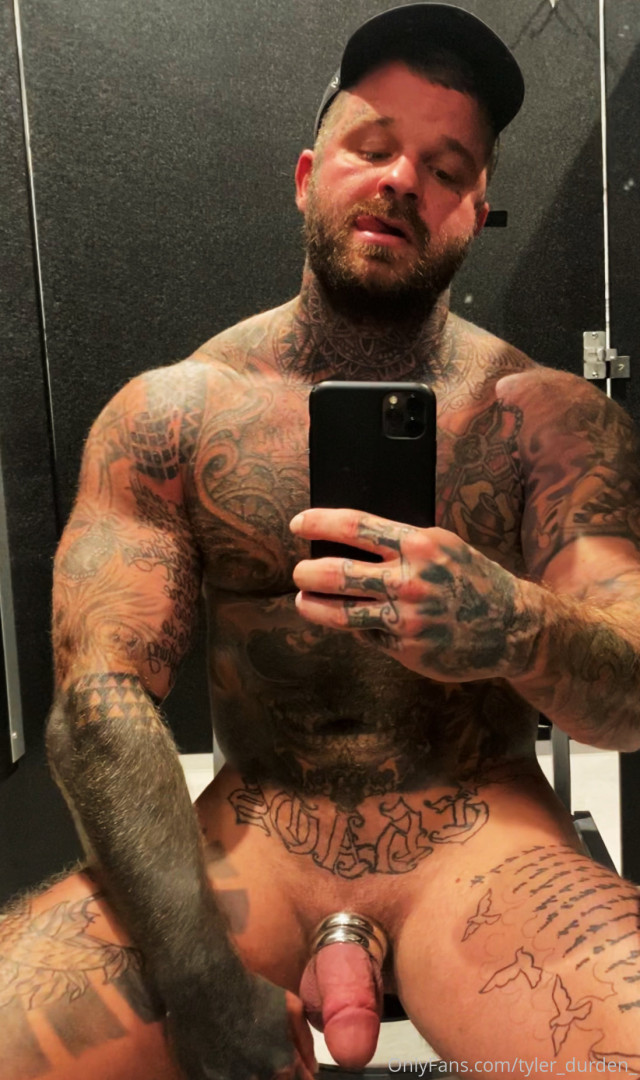 Photo by tattoosaredumb published on June 12,2023 16:08:30 - BestThots