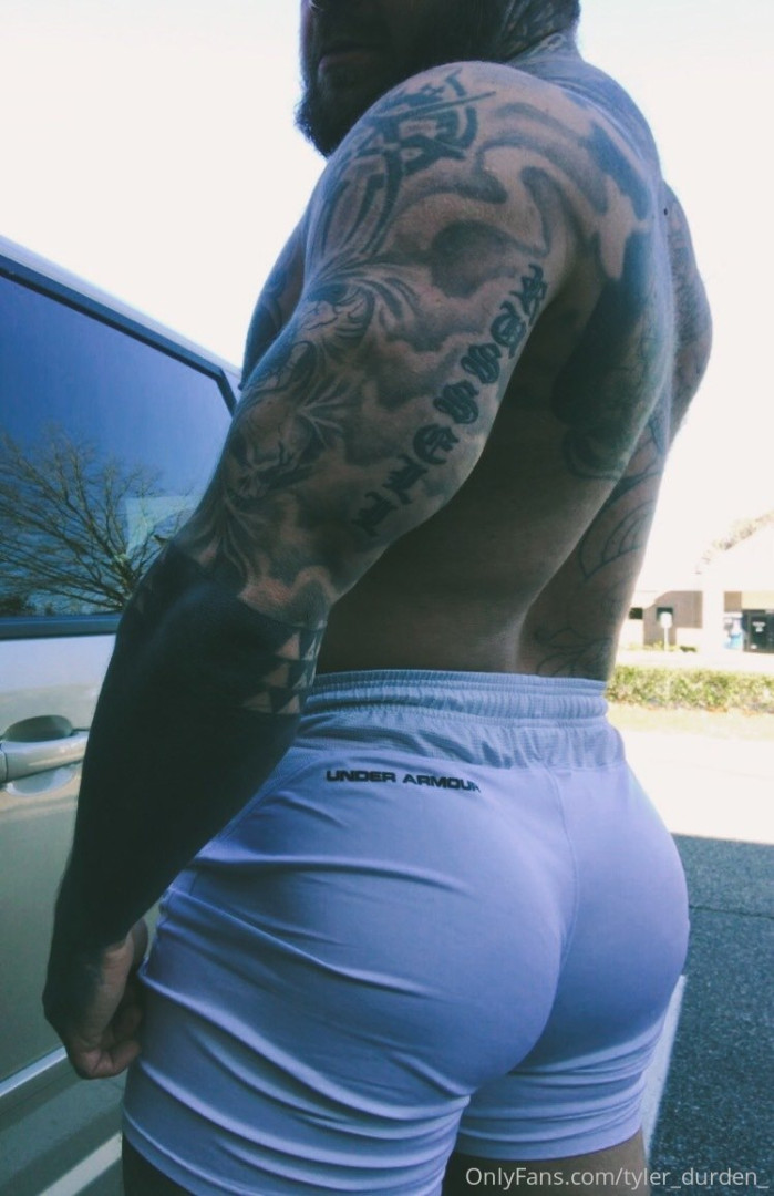 Photo by tattoosaredumb published on June 12,2023 16:09:02 - BestThots