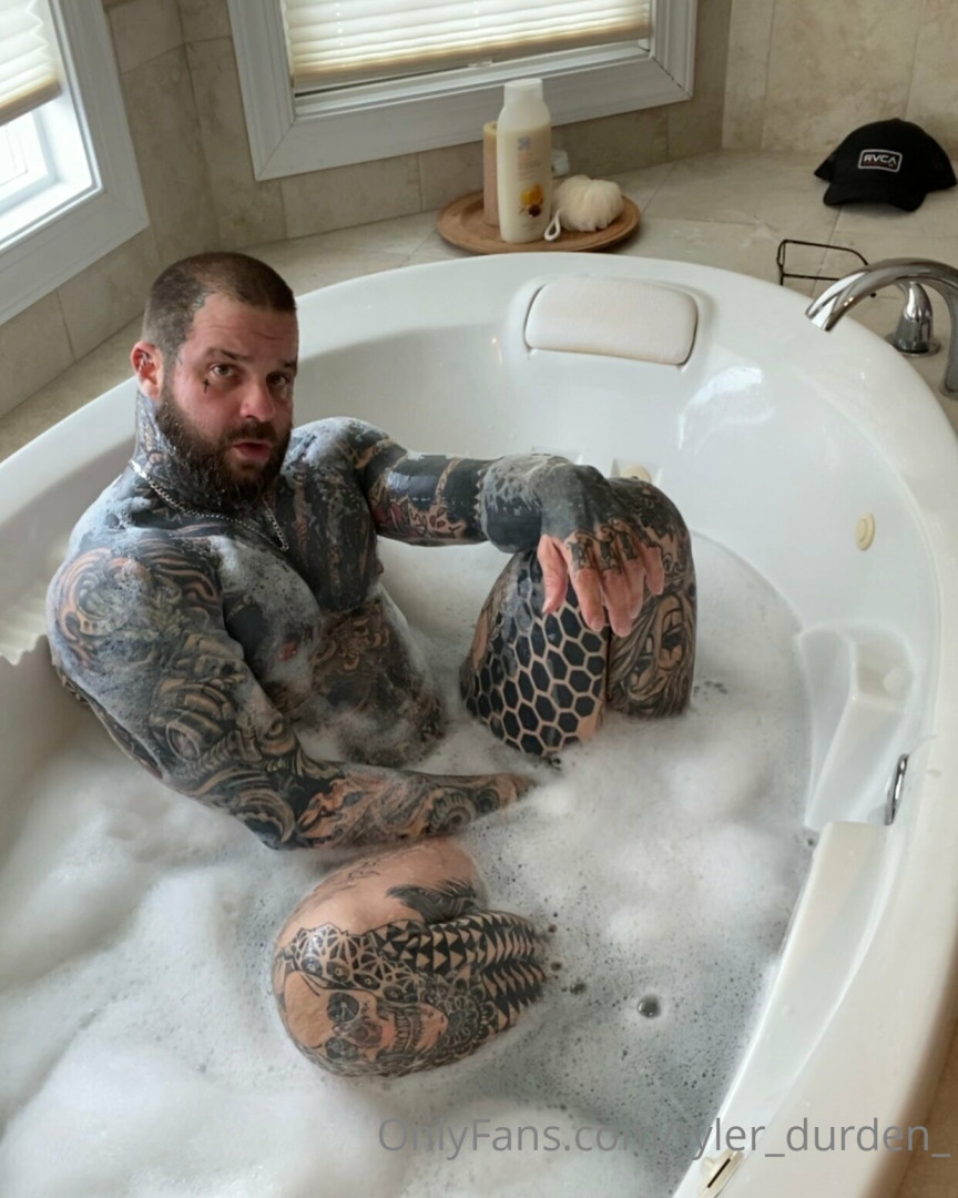 Photo by tattoosaredumb published on June 12,2023 16:09:19 - BestThots