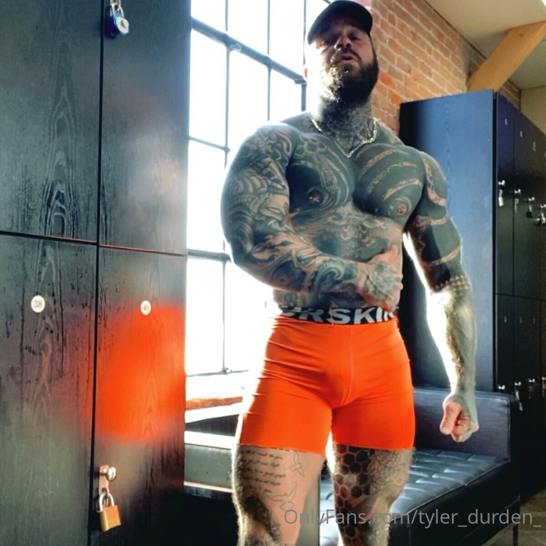 Photo by tattoosaredumb published on June 12,2023 16:10:08 - BestThots