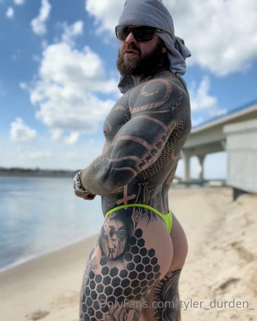 Photo by tattoosaredumb published on June 12,2023 16:10:12 - BestThots