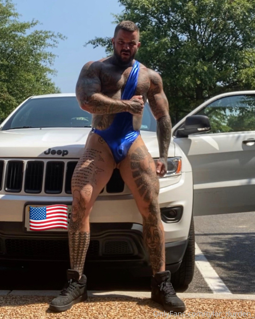 Photo by tattoosaredumb published on June 12,2023 16:10:35 - BestThots