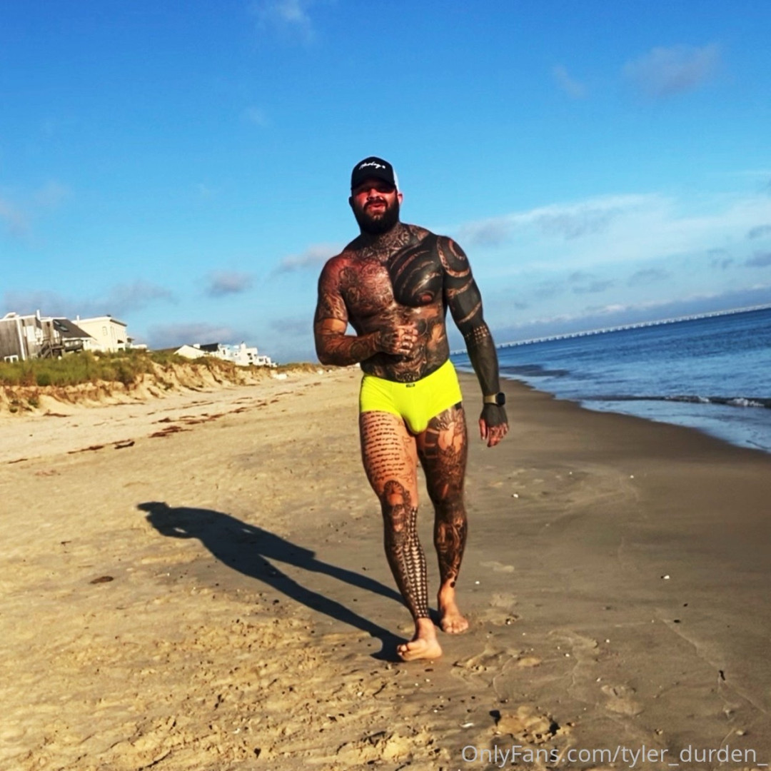 Photo by tattoosaredumb published on June 12,2023 16:10:37 - BestThots