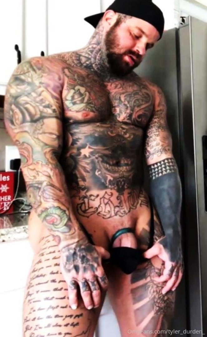 Photo by tattoosaredumb published on June 12,2023 16:11:07 - BestThots