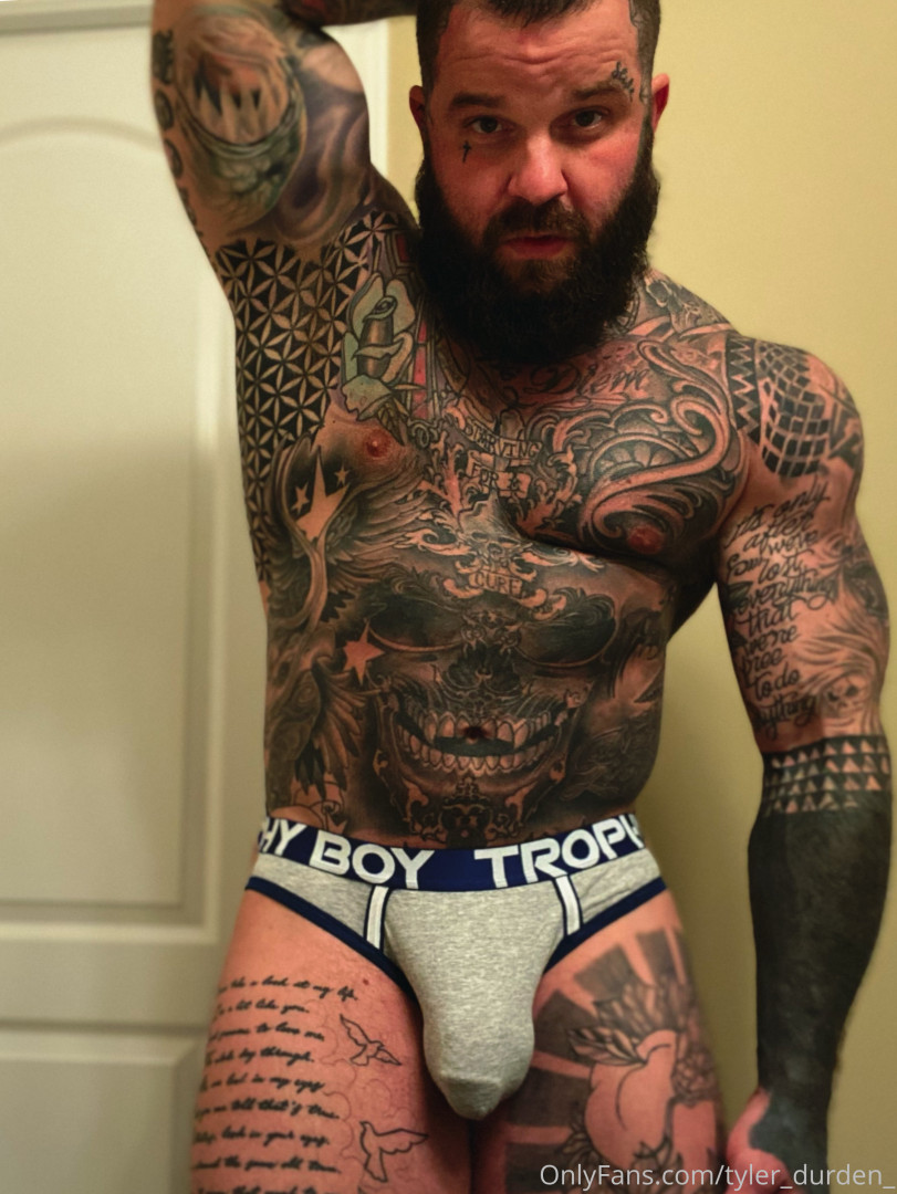 Photo by tattoosaredumb published on June 12,2023 16:11:17 - BestThots