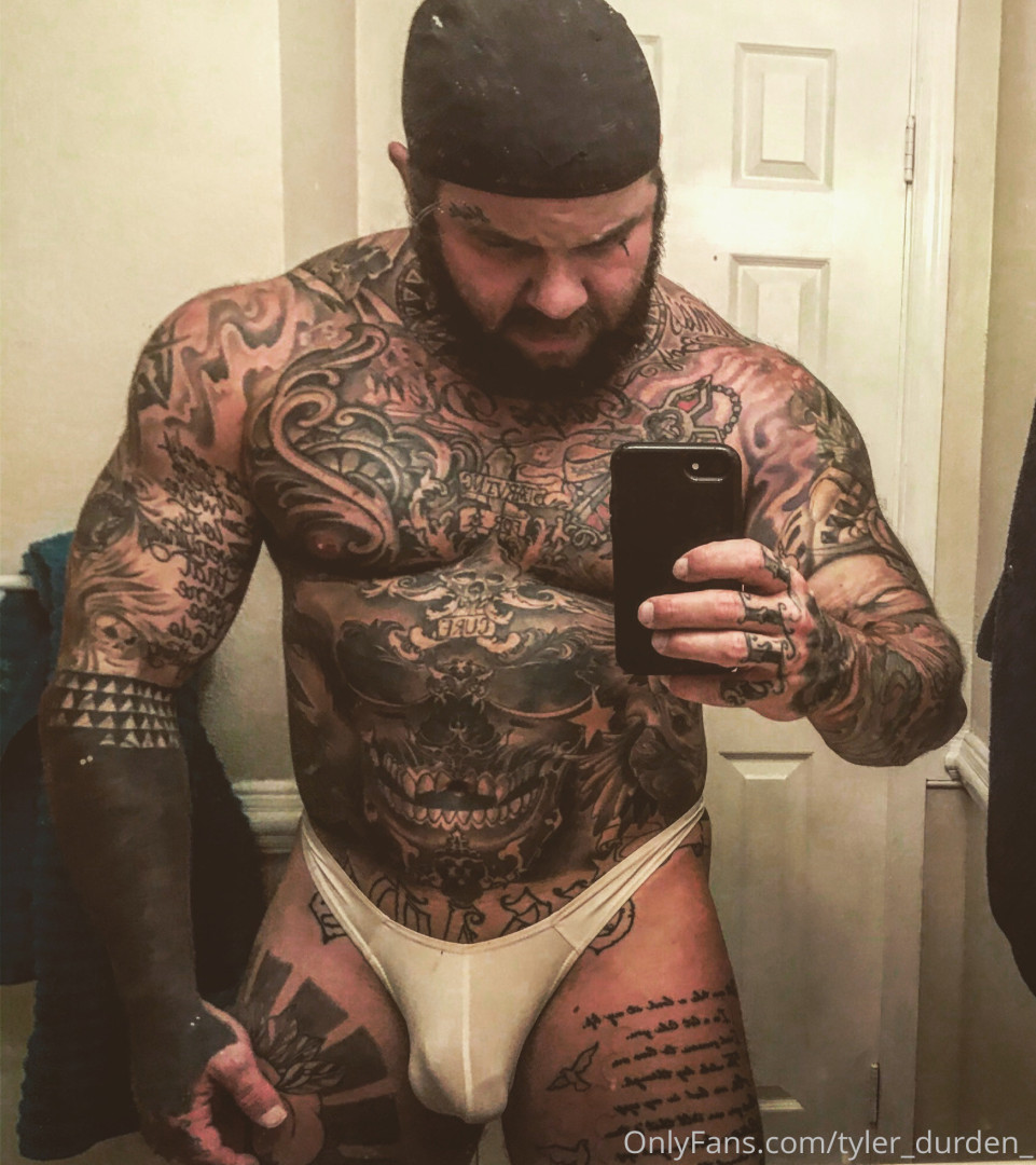 Photo by tattoosaredumb published on June 12,2023 16:11:26 - BestThots