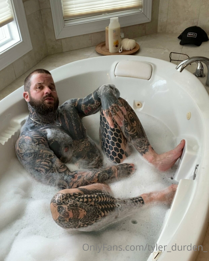 Photo by tattoosaredumb published on June 12,2023 16:11:36 - BestThots