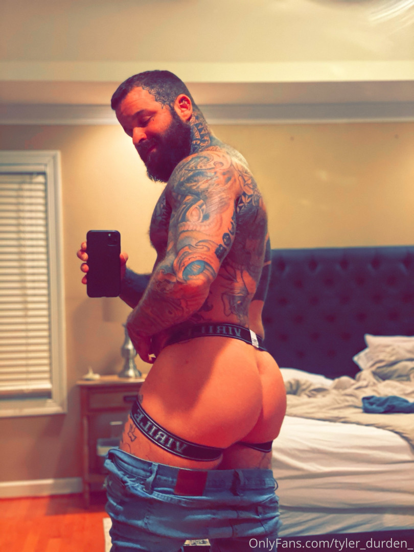 Photo by tattoosaredumb published on June 12,2023 16:11:38 - BestThots