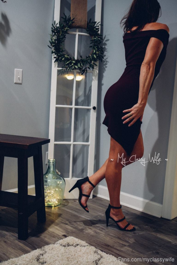 Photo by myclassywife published on October 16,2023 15:49:56 - BestThots