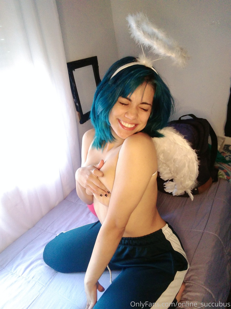 Photo by online_succubus published on October 16,2023 10:51:19 - BestThots