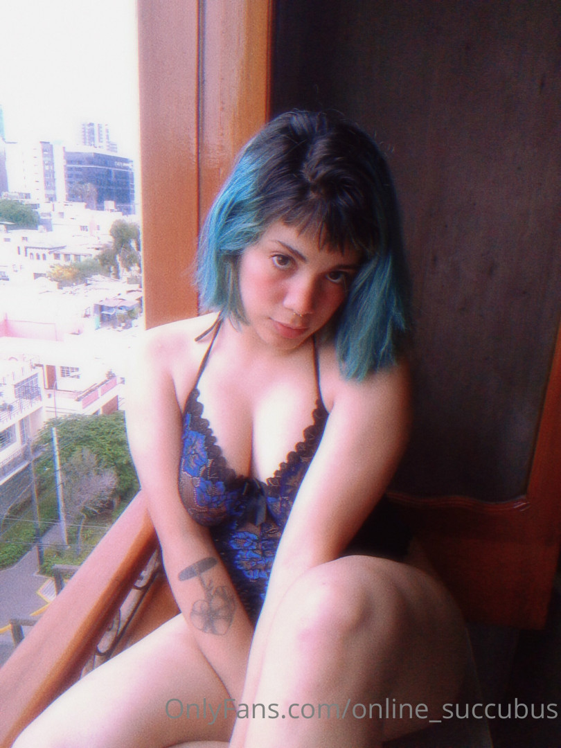 Photo by online_succubus published on October 16,2023 10:51:59 - BestThots