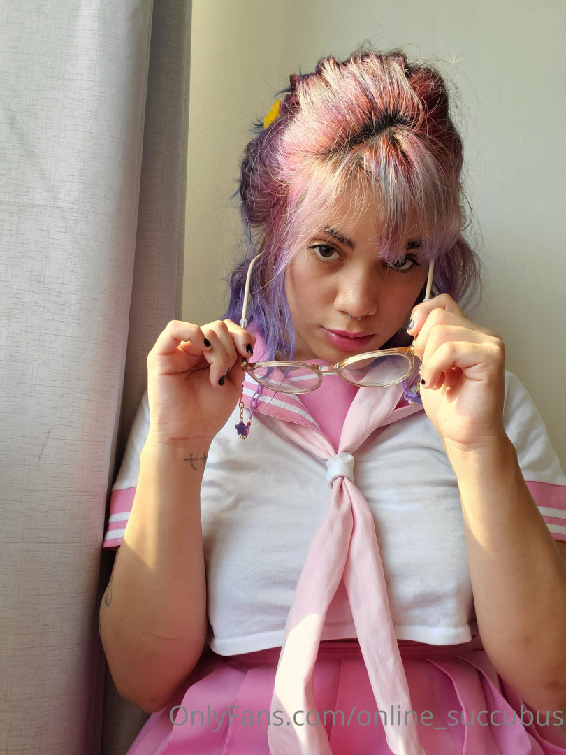 Photo by online_succubus published on October 16,2023 10:59:32 - BestThots