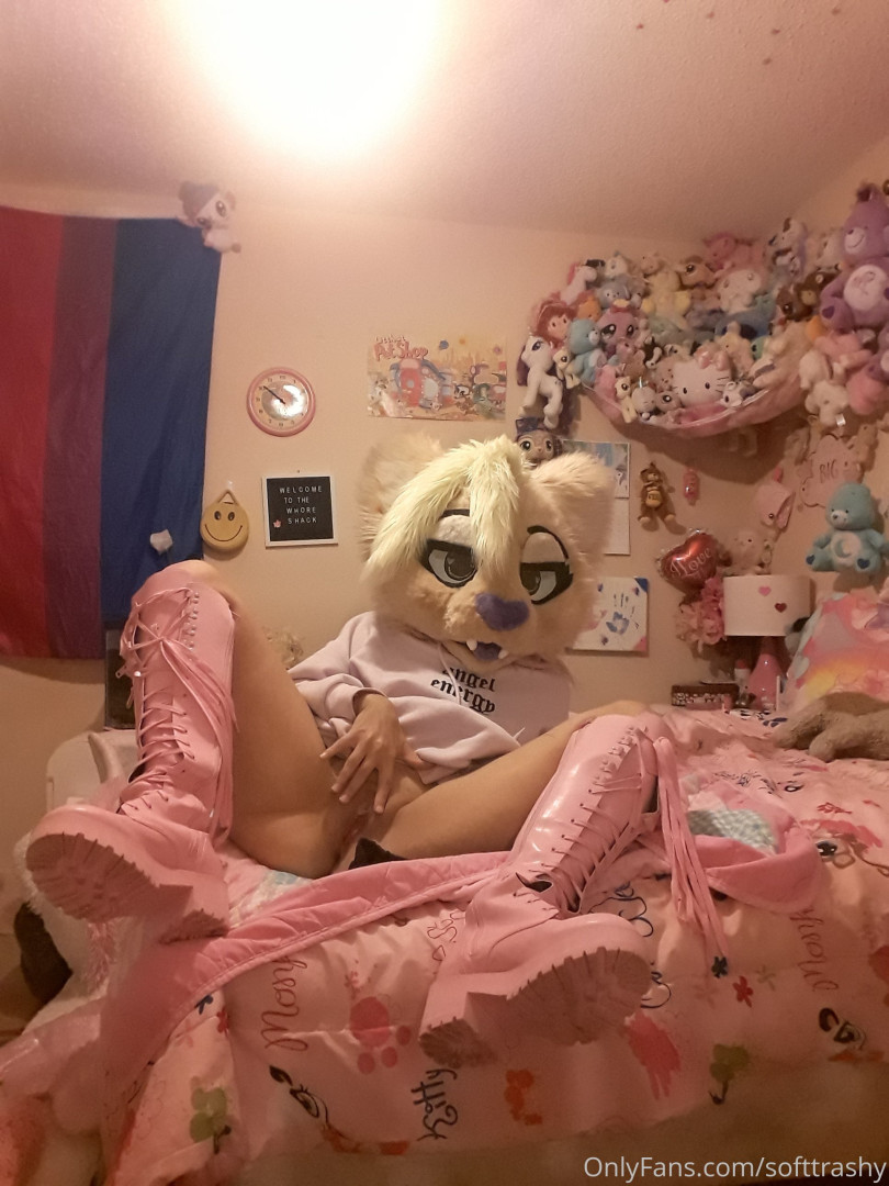 Photo by softtrashy published on June 25,2023 04:19:15 - BestThots