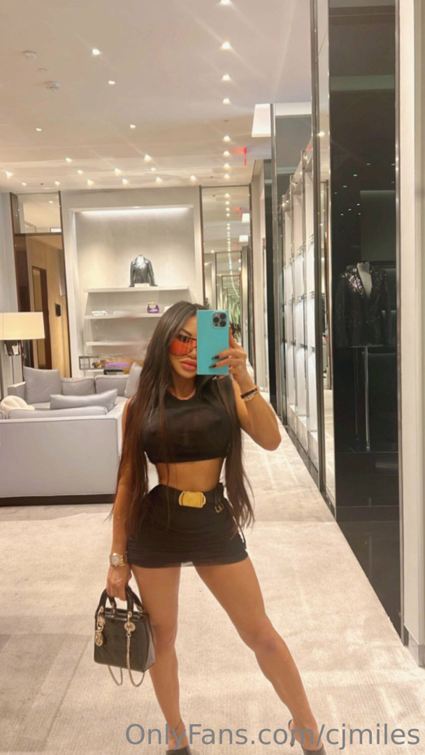 Photo by cjmiles published on October 17,2023 02:44:59 - BestThots