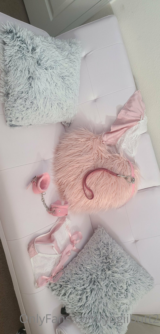 Photo by yogiibutt2 published on May 15,2023 19:27:58 - BestThots