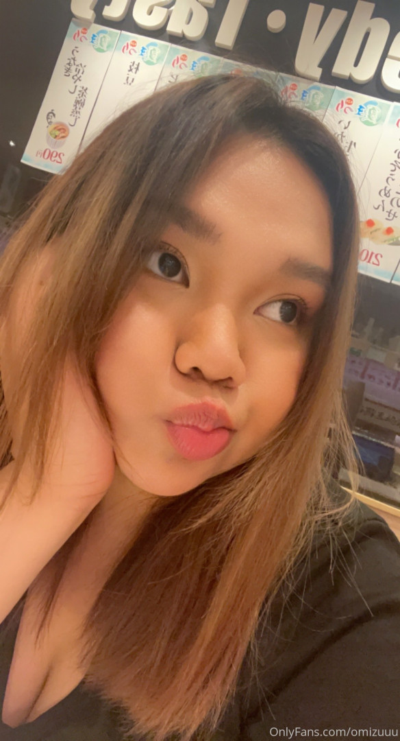 Photo by omizuuu published on October 13,2023 19:54:09 - BestThots