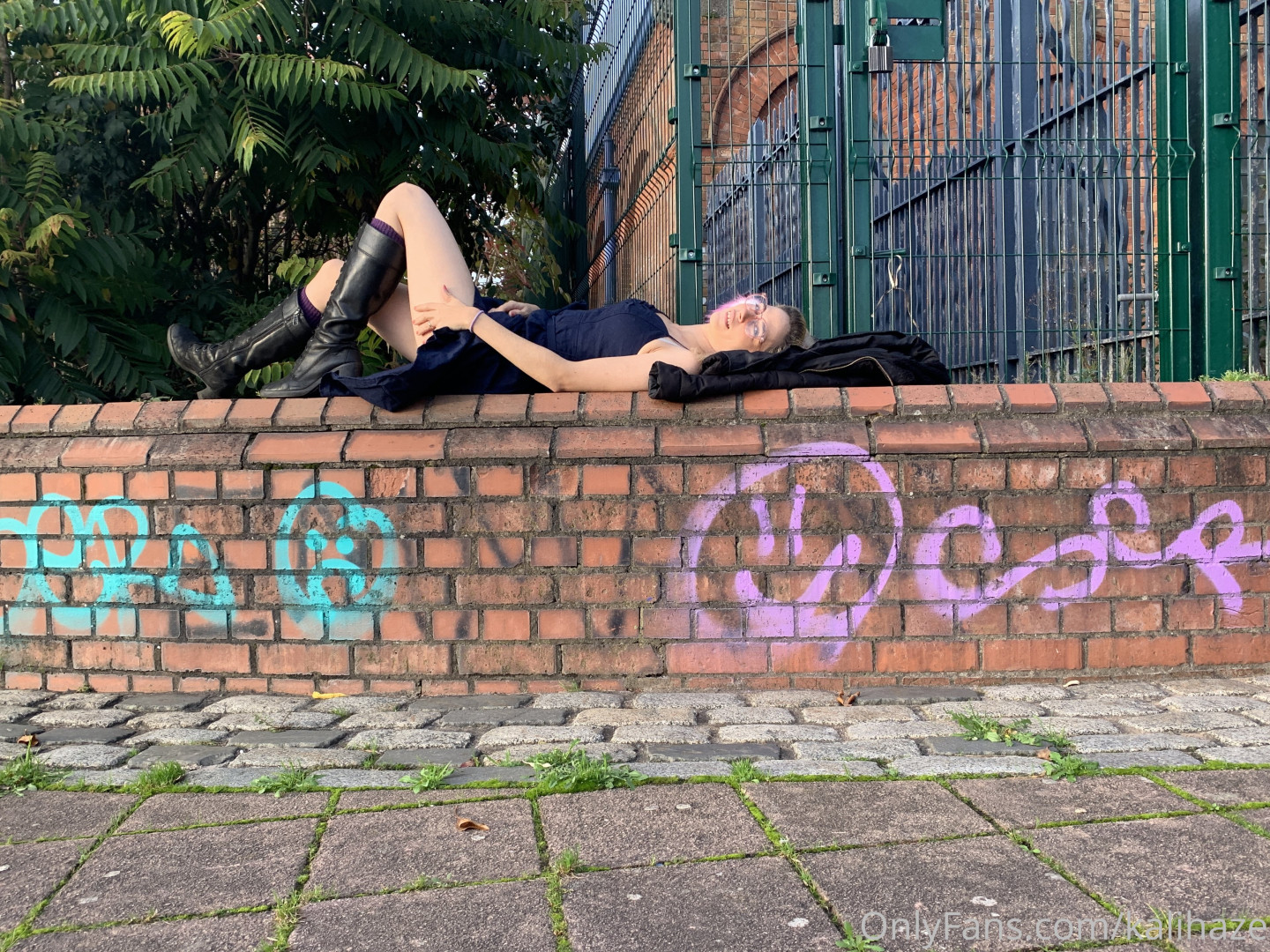 Photo by kalihaze published on May 24,2023 12:30:18 - BestThots