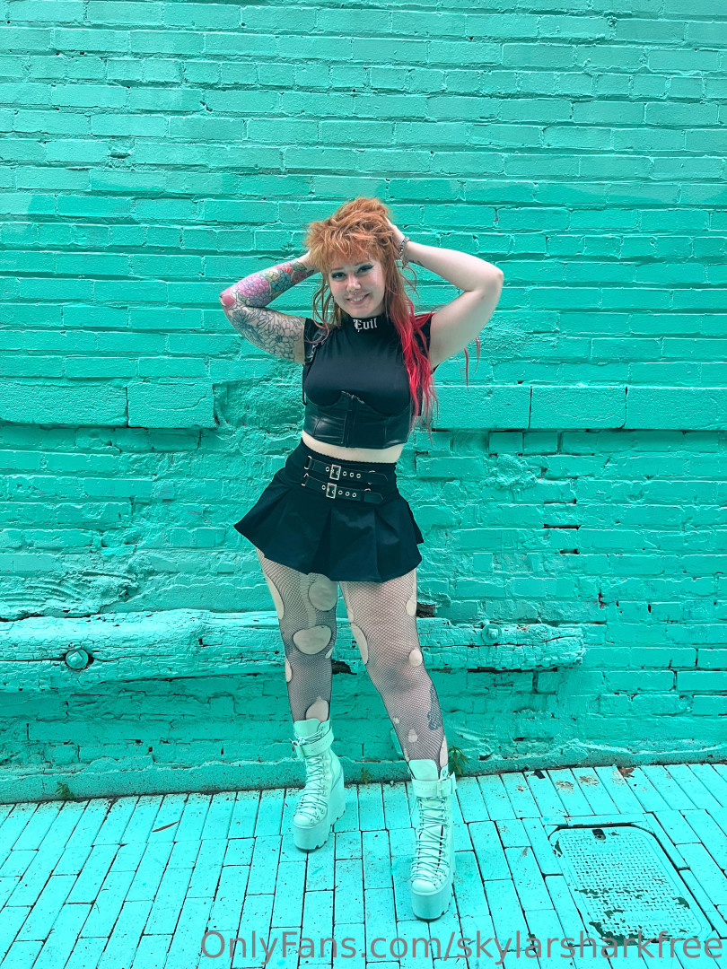 Photo by skylarsharkfree published on June 25,2023 04:52:50 - BestThots