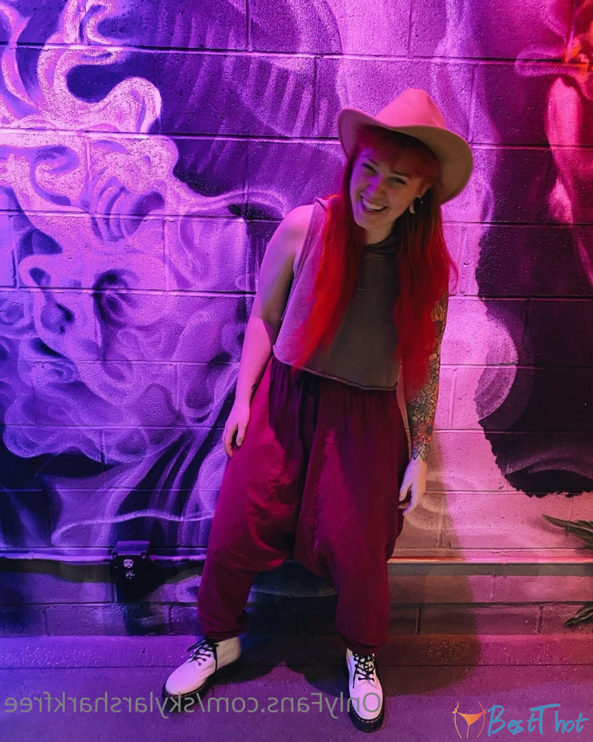 Photo by skylarsharkfree published on December 21,2024 09:08:25 - BestThots